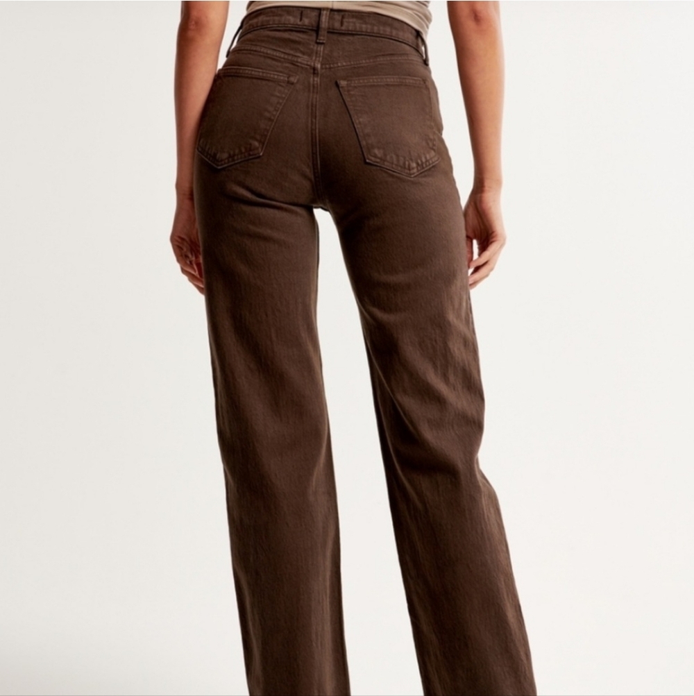 Abercrombie & Fitch Women's High Rise [Curve Love] Jeans - Brown